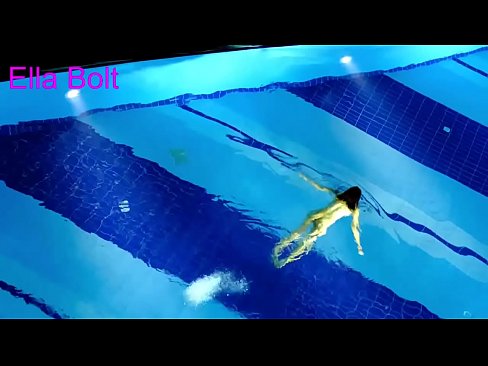 ❤️ Abdi teu tiasa ngeureunkeun nonton, pirang ngora bray ngojay buligir di ELLA bolt Resort kolam renang ❤️❌ Poro anal dina pornosu.cbddeluxe.top ❌❤